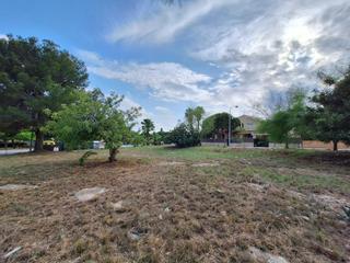 Terreny residencial  Calle doctor salk. Gran terreno residencial esquinero en el romaní  el vendrell