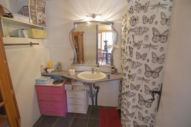 Foto 7704dd6e-8b81-4a7c-90f5-177d6cc32a2b. Casa amb piscina a Montmell (El)