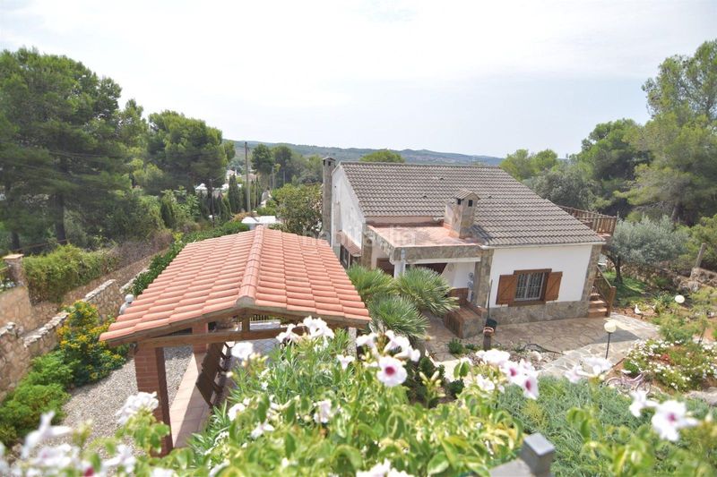 Foto e1e03315-2ece-4c8e-95e0-4c3c352bd318. Casa amb piscina a Montmell (El)