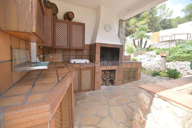 Foto f04e049f-36a6-42d9-b692-95e106d6dd01. Casa amb piscina a Montmell (El)