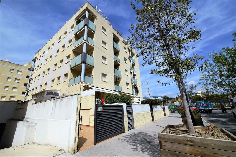 Foto 52ec2eb2-97da-4576-be8e-03c8e7e55e01. Pis amb aparcament piscina a Segur Platja Segur de Calafell