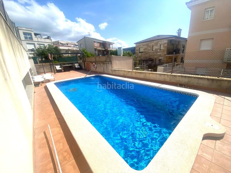 Foto 01535b70-7e2f-4d2b-9a63-65d3080f48f7. Àtic amb aparcament piscina a Segur de Calafell nucli urbà Segur de Calafell