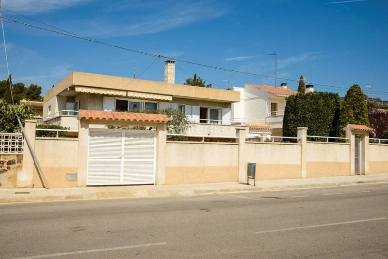 Foto 7c0e79d4-fe0b-4617-824f-cb18150328bc. Xalet amb calefacció aparcament piscina a Mas Mel Calafell