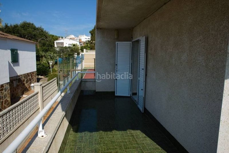 Foto f138cec7-d725-4230-be08-8c4bd820f161. Xalet amb calefacció aparcament piscina a Mas Mel Calafell