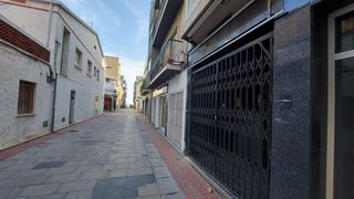 Locale commerciale  Carrer del carme. Estupendo local comercial en el centro de calafell playa