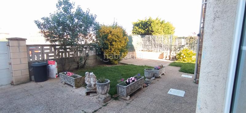 Foto 02ab2e31-1ae8-4f86-8786-3ee53e0c1c09. Casa aparellada amb calefacció aparcament piscina a Santa Cruz de Bezana