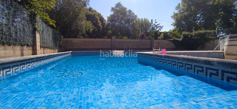 Foto 46ea6712-ea93-453e-b6c4-da338d2093e2. Casa aparellada amb calefacció aparcament piscina a Santa Cruz de Bezana