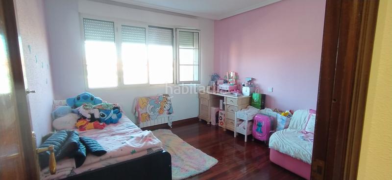 Foto aa8b1189-b979-476d-9276-bf759c38e159. Casa aparellada amb calefacció aparcament piscina a Santa Cruz de Bezana