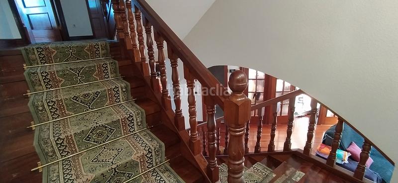 Foto ce031c3c-136d-4db7-83aa-1cf9caeac81f. Casa aparellada amb calefacció aparcament piscina a Santa Cruz de Bezana