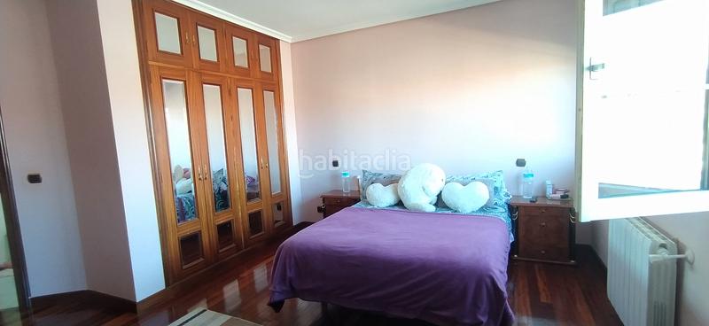 Foto da61b671-feb8-44b0-8398-eacce4fbdf32. Casa aparellada amb calefacció aparcament piscina a Santa Cruz de Bezana