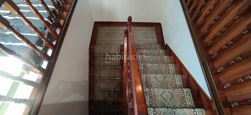 Foto f46644d2-5713-4d3e-abf9-e6a8955b252c. Casa aparellada amb calefacció aparcament piscina a Santa Cruz de Bezana