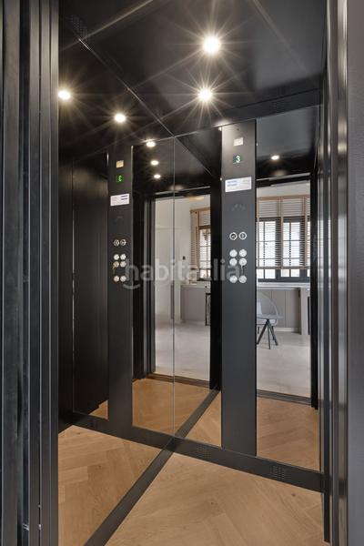 Foto 9b1b9e02-71e5-4a7e-b2a9-a3530eb65407. Casa adosada en La Llotja-Born Palma de Mallorca