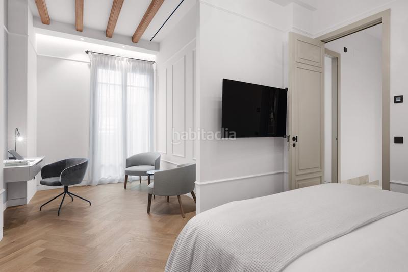 Foto ed89b944-9265-44e8-a645-e1be2514041d. Casa adosada en La Llotja-Born Palma de Mallorca