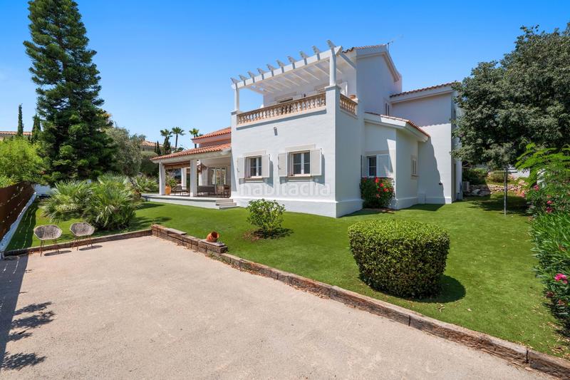 Foto 186ca061-7a08-4c71-a55a-98f84c940e59. Casa villa mediterránea con vistas al mar en nova santa ponsaelegante villa de 5 dormitorios con un concepto de vida abierto, techos al en Calvià