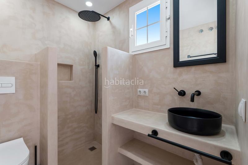 Foto 2e6af8a2-c5c5-4632-9d19-1ec9bce7adcd. Casa villa mediterránea con vistas al mar en nova santa ponsaelegante villa de 5 dormitorios con un concepto de vida abierto, techos al en Calvià