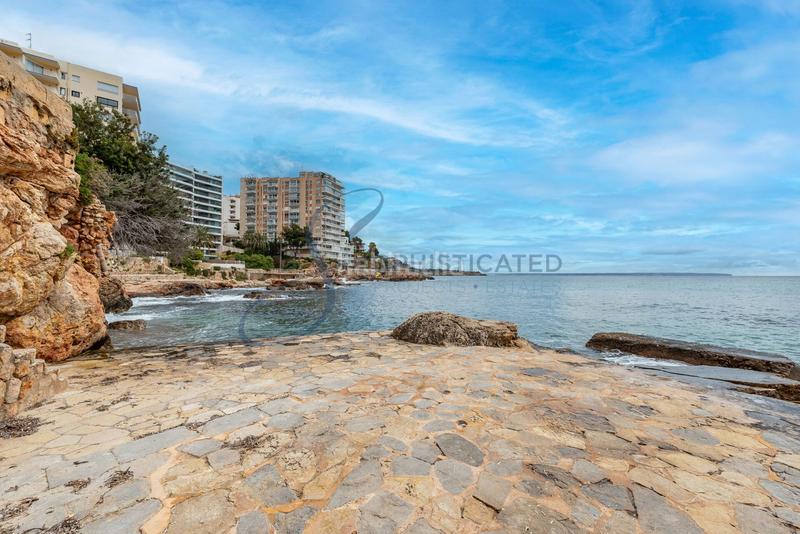 Foto 8ffa772a-bfa5-45b9-aeab-d51a70efb049. Appartamento con parcheggio in Cala Major Palma de Mallorca