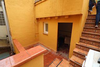 Rent Ground floor  Carrer de mediona 23. Piso en alquiler