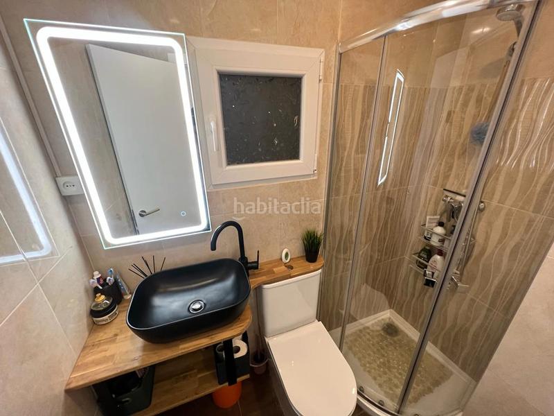 Foto 7a8581ba-4848-468d-ad75-b7d5b16e749a. Duplex in carrer de sant iscle 52 in Turó de la Peira Barcelona