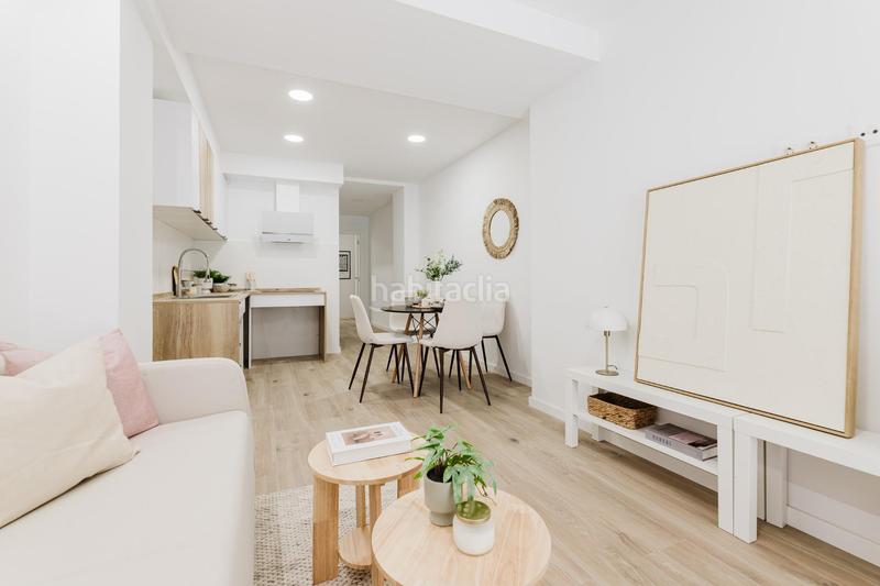 Foto 697122cb-60f3-4953-8efb-096075128123. Planta baixa a Torrefiel Valencia