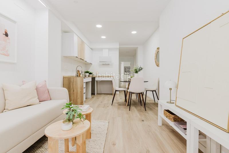 Foto ae00f7e6-6697-46ec-ac82-dfd42b033e27. Planta baixa a Torrefiel Valencia