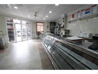 Local commercial à Ancha 31. Local en venta.