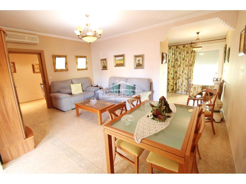 Foto 4eeb15f6-c5c6-4c2b-8909-176dbc8acad2. Casa a schiera con parcheggio piscina in Motril ciudad Motril