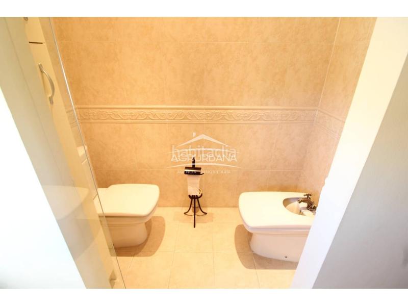 Foto 64227393-5b9c-4f66-9cf5-fb11d2da49b2. Casa a schiera con parcheggio piscina in Motril ciudad Motril