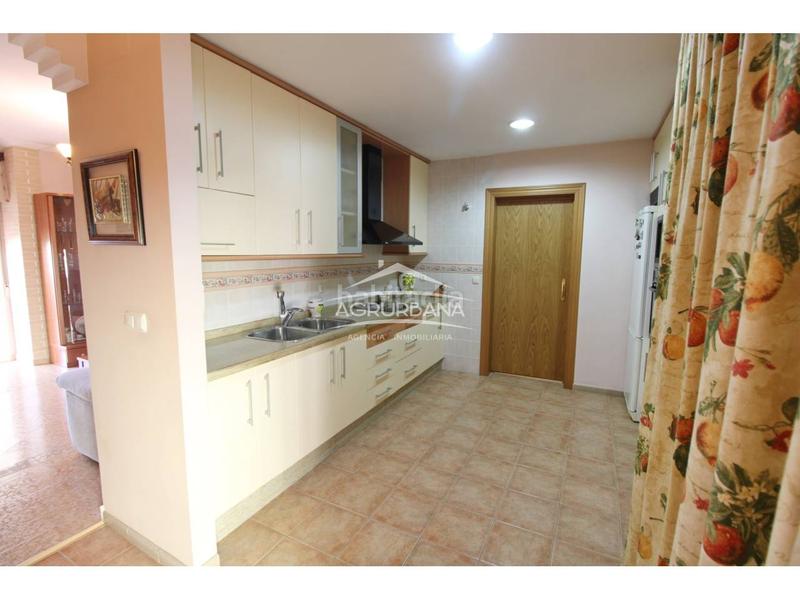 Foto 87512206-78b0-48a7-8944-07449c9e2d86. Casa a schiera con parcheggio piscina in Motril ciudad Motril