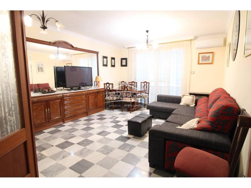 Foto db6a3f3b-468d-4024-a7bc-00216c79507a. Appartement dans Motril ciudad Motril