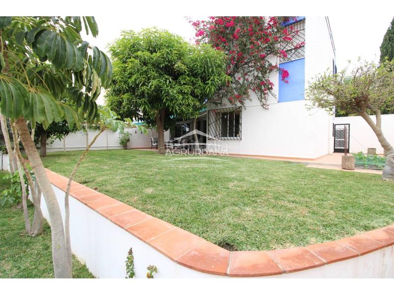 Foto 862d3543-3cda-4441-aadc-64b2ecdcbc79. Chalet avec parking piscine dans Motril ciudad Motril