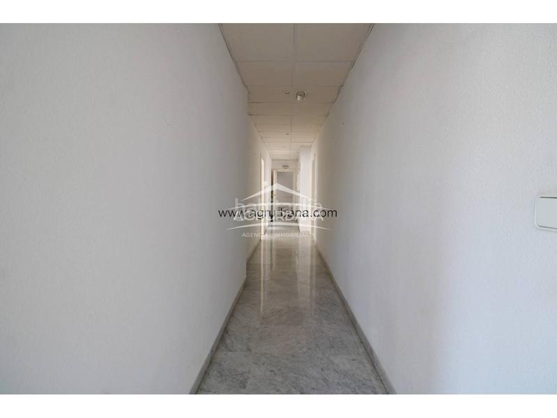 Foto 4550a34a-5463-4236-abe5-8838f9bee43d. Oficina amb aparcament a Motril ciudad Motril