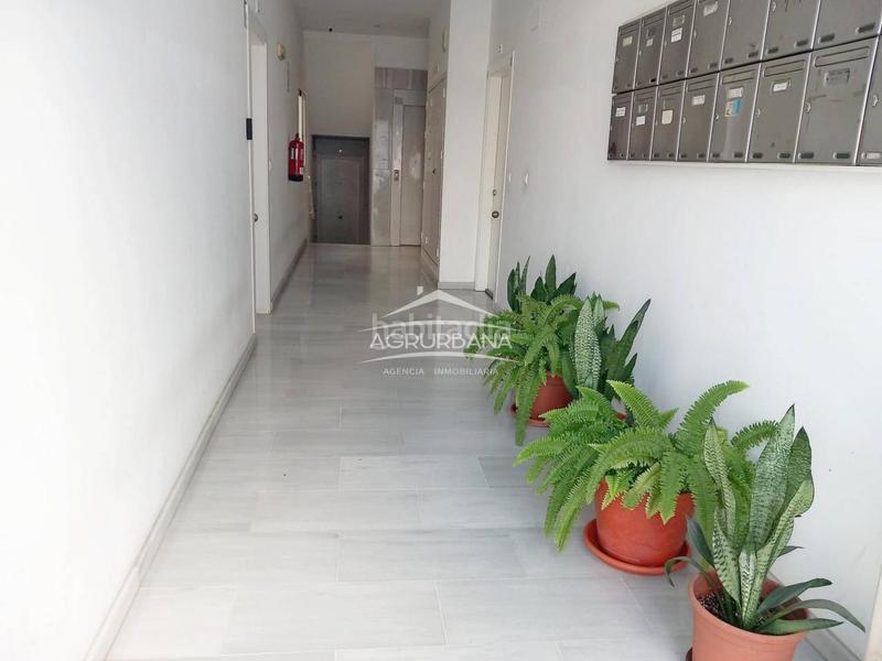 Foto 1545c7ae-b5ca-4d70-8458-21cb2a6b445a. Pis amb aparcament a Motril ciudad Motril