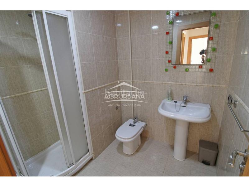 Foto fa6ef45d-f9a7-4e52-860e-980fd08732b8. Pis amb aparcament a Motril ciudad Motril