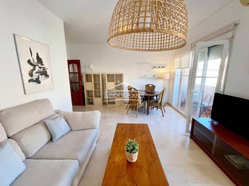 Foto a88b669a-efec-4d08-a021-7c0c9f5ce4d2. Location appartement avec parking dans Motril ciudad Motril