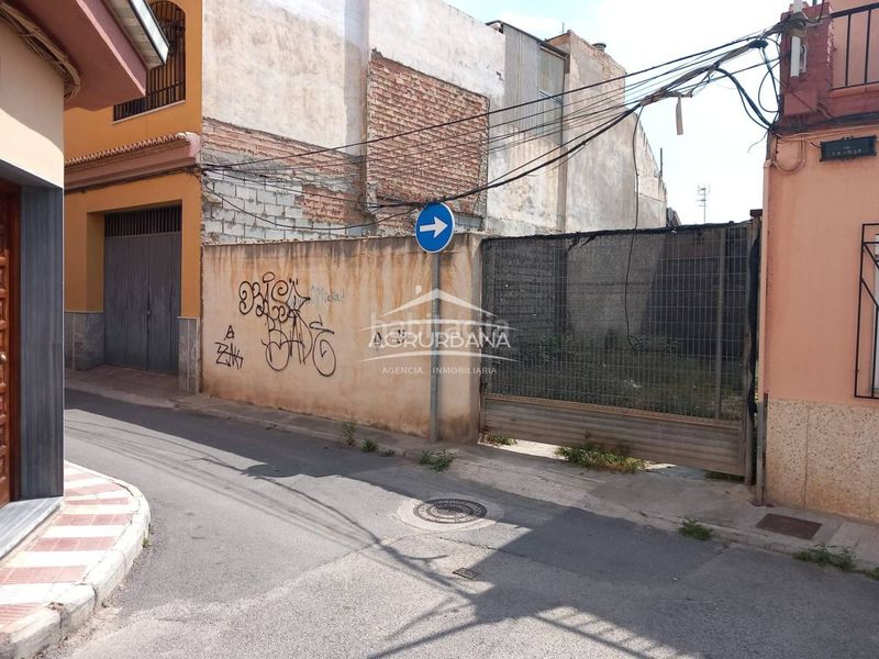 Foto 9ec9f46d-fc7b-4909-a6cb-f550ecf653f2. Solar industrial a Motril ciudad Motril