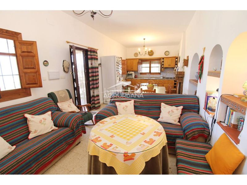 Foto f3434419-5e61-470a-b611-ab15b7378ad7. Finca rústica a Órgiva