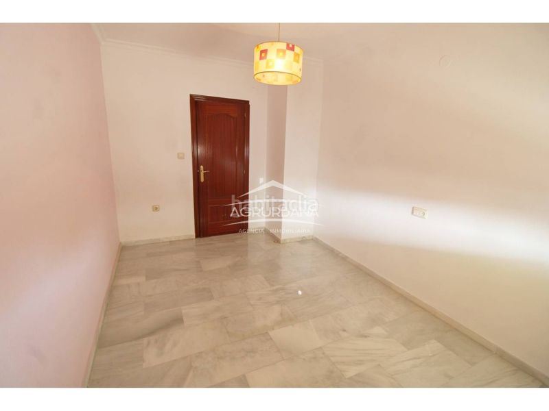 Foto 4f5ee8e2-464d-45b0-846e-58644e59d187. Etagenwohnung mit parking in Motril ciudad Motril