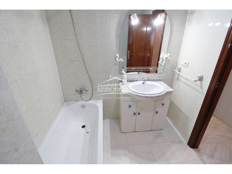 Foto 61d1dfb0-9d14-4aae-8c47-64c96327bd45. Etagenwohnung mit parking in Motril ciudad Motril