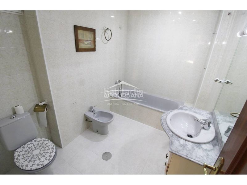 Foto 89dcd0ed-e7a0-488a-88a6-9f0cf6dba981. Etagenwohnung mit parking in Motril ciudad Motril
