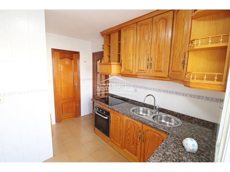 Foto 8f296feb-0d42-4ad9-b8ab-b5f0fc79c9ca. Etagenwohnung mit parking in Motril ciudad Motril