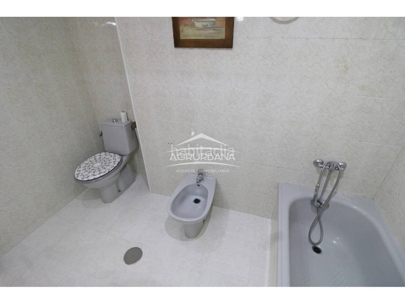 Foto 8f6ac450-e8fd-4767-9bad-652e00468e81. Etagenwohnung mit parking in Motril ciudad Motril