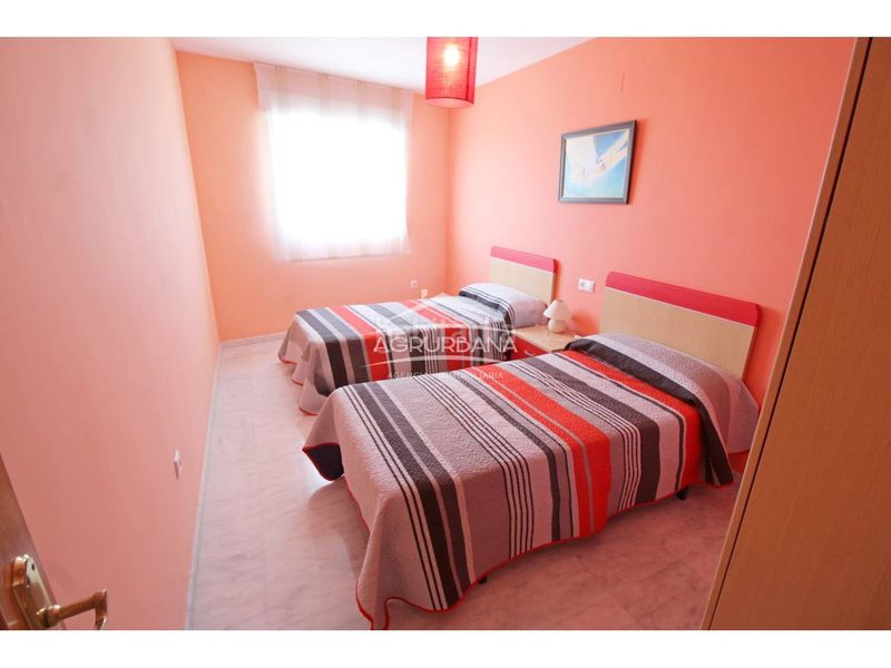 Foto 520b25b9-ff83-4b9d-83b1-332164fb3244. Etagenwohnung mit parking pool in Motril ciudad Motril