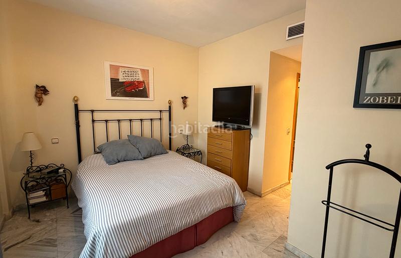 Foto 033484cd-0d8a-48fc-8bee-4d138f55eab6. Dúplex amb calefacció aparcament a San Carlos - San José Sevilla