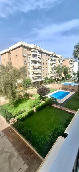Foto 8b7b99c5-207d-49cf-9a95-470964dff83b. Flat in avenida de sor teresa prat 59 in Paseo Marítimo Oeste - Pacífico Málaga