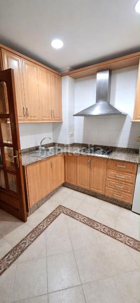 Foto fdfef2bb-ae5a-42fd-a69c-1156d378c8bd. Flat in avenida de sor teresa prat 59 in Paseo Marítimo Oeste - Pacífico Málaga