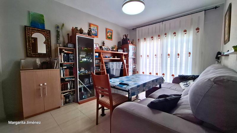 Foto e49d2215-1bda-45ce-a903-e0487a460fb2. Piso santa rosa, zona de los árboles en Santa Rosa - Valdeolleros Córdoba