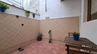 Lloguer Pis  Calle san bartolomé. ? piso reformado en el corazón de san basilio – córdoba