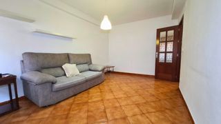 Pis  Calle historiador jaén morente. Piso con ascensor en fátima