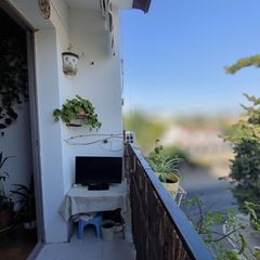 Pis  Calle de la cuesta. Piso de 2 dormitorios en barrio naranjo, córdoba — terraza exter
