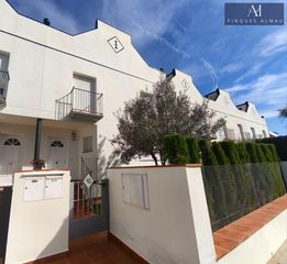 Casa adosada en Aiguadolç - Sant Sebastià. Espectacular adosado en quint mar, sitges.